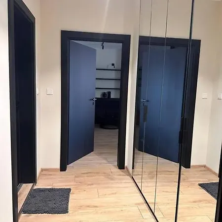 شقة екип-мг *