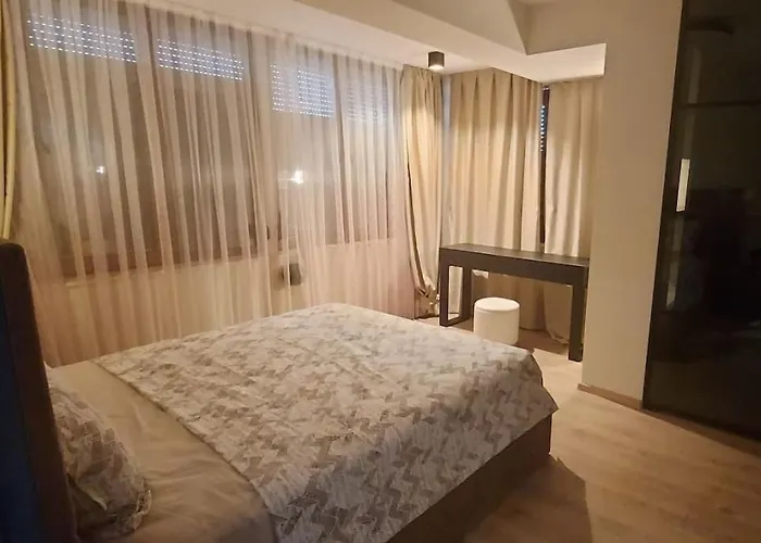 екип-мг Lejlighed *